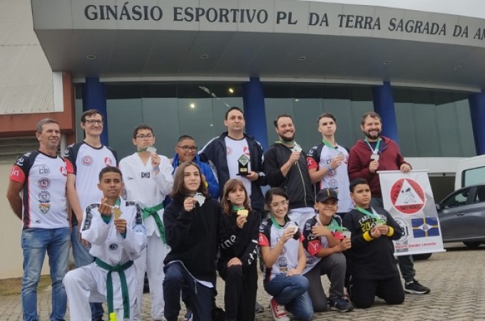 Atletas de Ibitinga venceram no Brazil Games do Taekwondo