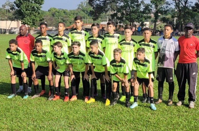Futebol: Time de Ibitinga conquistou vice-campeonato em Bariri