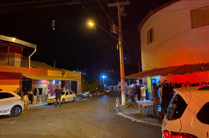 Operao do Ministrio Pblico fecha bares irregulares em Ibitinga