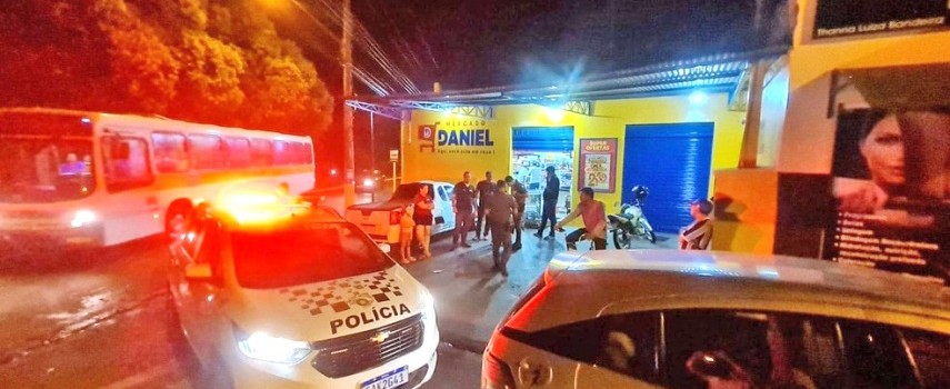 ibitinga-homens-armados-invadem-mercado-e-efetuam-3-disparos