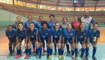 futsal-time-feminino-se-prepara-para-competicoes-de-2024