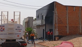 ibitinga-incendio-atingiu-dois-barracoes-no-jd.-ipe