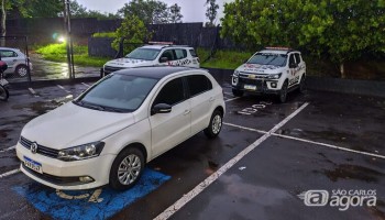 sao-carlos-tatico-da-pm-recupera-carro-furtado-em-ibitinga