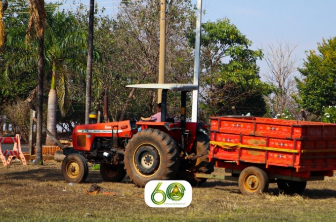 Trator: Cursos FAESP SENAR em Ibitinga e Iacanga