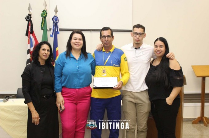 Carteiro recebeu Diploma de Honra ao Mrito