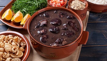 feijoada-em-prol-do-s.o.s.-sera-no-dia-31-de-maio