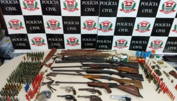 policia-civil-encontra-armas-e-municoes-no-centro-de-ibitinga