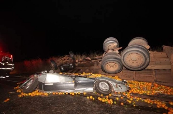 Vtimas do acidente na rodovia em Arealva sero sepultados em Agudos