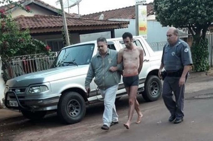 Itpolis: Rapaz  preso suspeito de matar a me com 31 facadas