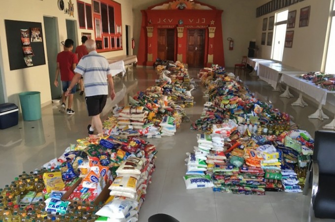 Arrasto de Solidariedade: entidades receberam 5 mil kg de alimentos