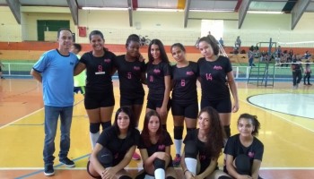 time-de-volei-da-escola-da-vila-maria-vence-jogos-escolares