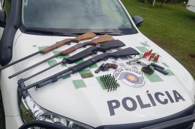 Polcia Ambiental apreende armas em Arealva