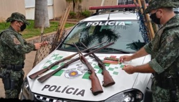 pm-ambiental-aprende-armas-com-cacadores-de-animais-silvestres