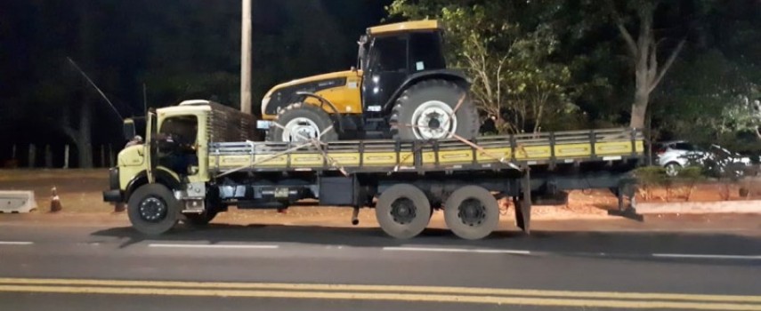 pm-rodoviaria-de-itapolis-localiza-trator-roubado-em-taquaritinga
