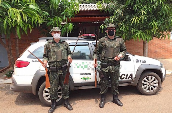 PM Ambiental apreende armas e munio em Borborema