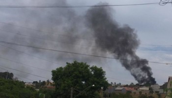 bombeiros-combatem-incendio-em-fabrica-de-bordados