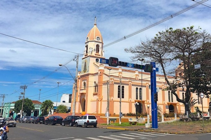 Novo Decreto permite atividades religiosas at na fase vermelha