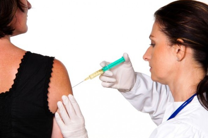 Vacinao:Denncias de fura-filas pode gerar multa de at R$ 100 mil