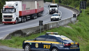 feriado-de-carnaval-deve-voltar-a-movimentar-as-estradas-brasileiras