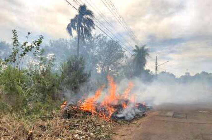 Ibitinga: Limpar terrenos com fogo pode gerar multa de at R$ 1.349,