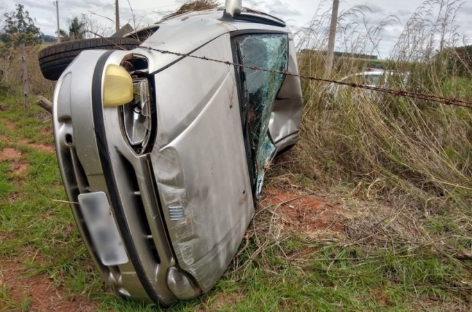 Polcia prende homem que capotou carro logo depois de furt-lo