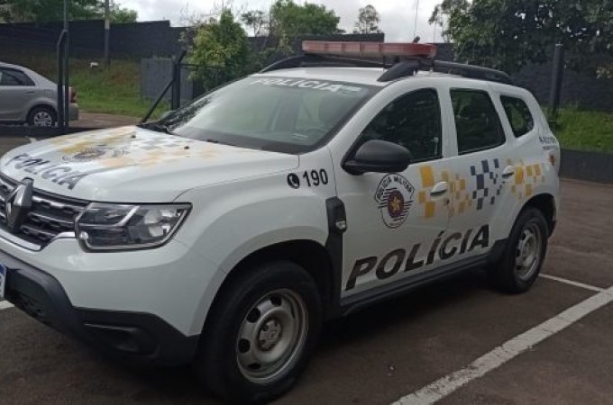 Populares acionam a PM Rodoviria e motorista bbado  preso