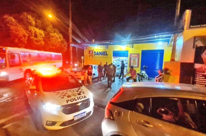 Ibitinga: Homens armados invadem mercado e efetuam 3 disparos