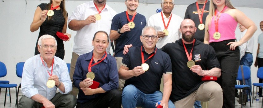 profissionais-de-educacao-fisica-foram-homenageados-pelos-vereadores