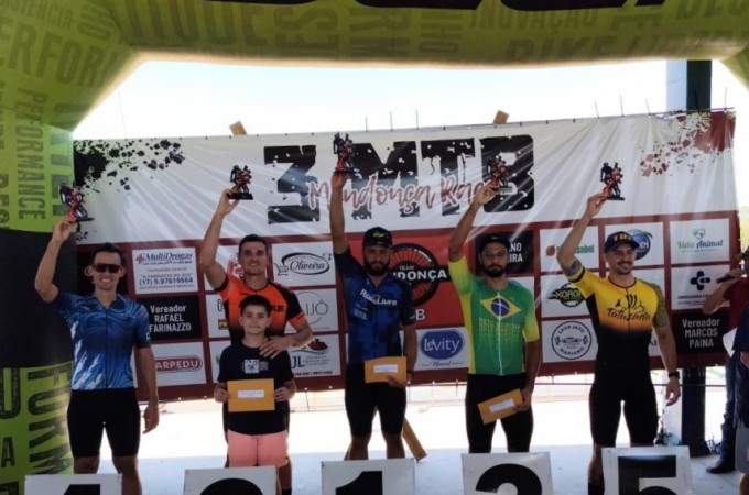 MTB: Atletas de Ibitinga conquistaram trofus em Mendona (SP)