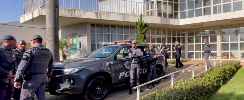 bariri-ex-prefeito-e-preso-em-flagrante-durante-operacao-do-gaeco