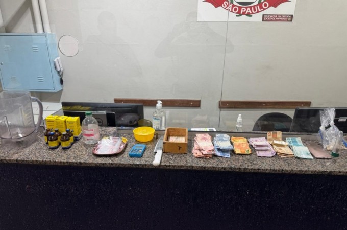 PM prende homem com drogas e dinheiro na Vila Maria
