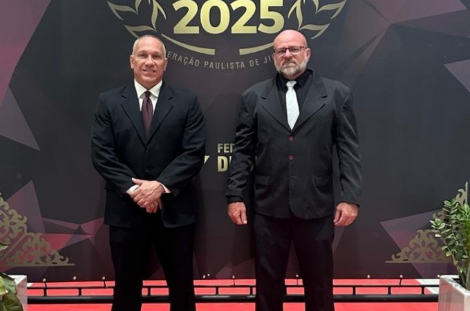 Professores s�o homenageados pela Federa��o Paulista de Jiu-Jitsu