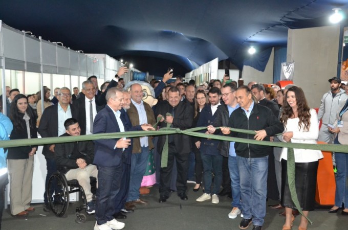 A 49� Feira do Bordado come�ou e segue at� o dia 13 