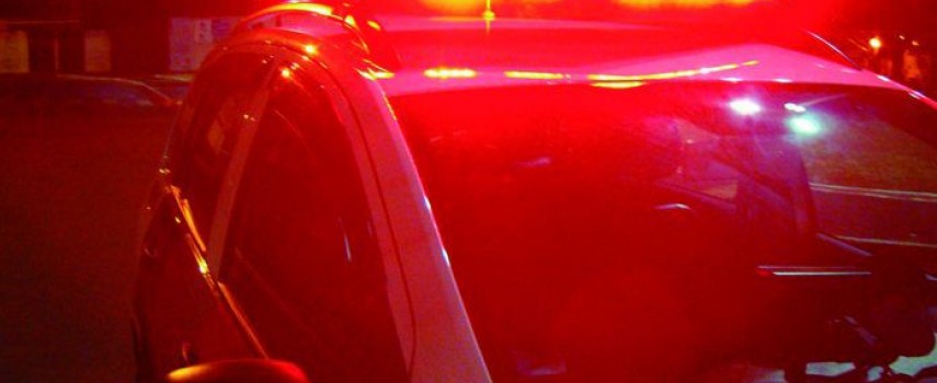 crianca-e-encontrada-sozinha-em-rua-caso-e-registrado-pela-policia