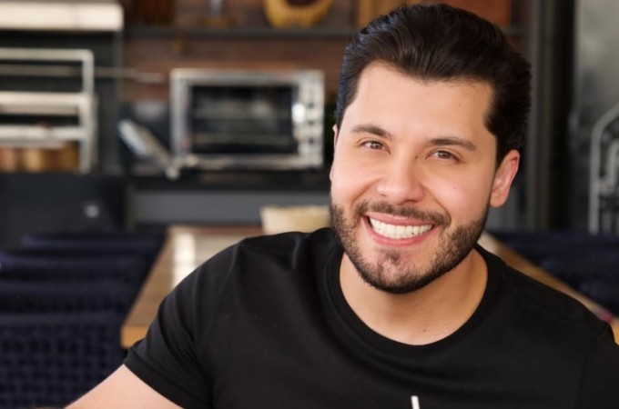 Murilo Huff vai se apresentar na 50� Feira do Bordado