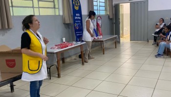 lions-club-promoveu-palestra-sobre-saude-bucal-para-alunos-da-apae