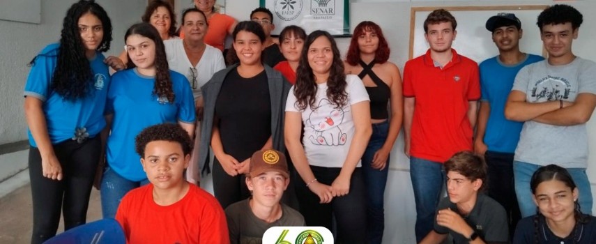 jovem-empreendedor-do-agro-e-sucesso-na-regiao-e-vai-capacitar-aluno