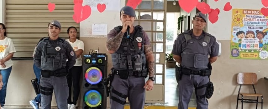 santa-ernestina-pm-realizou-palestra-sobre-o-maio-laranja