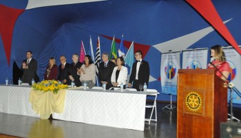 rotary-club-de-ibitinga-empossou-nova-diretoria