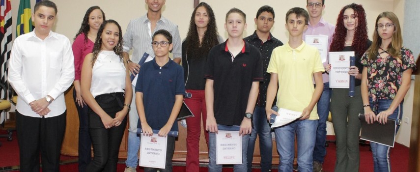 parlamento-jovem-2019-tomou-posse-na-camara-municipal
