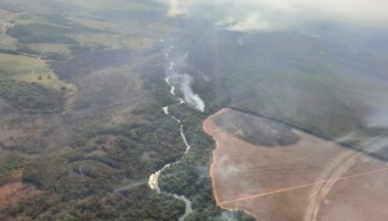 pantaninho-e-areas-proximas-do-rio-jacare-sofrem-com-queimadas